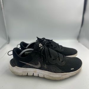 Size 13 Men’s Nike Free RN Crater Running Shoes Used Black White